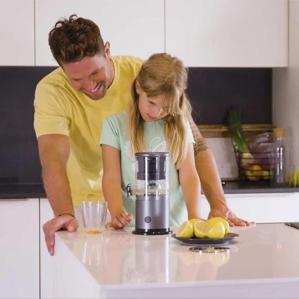 Livington JuiceBoost cordless juicer incl. FREE recipe booklet